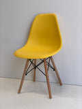 Silla Eames Amarilla