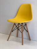 Silla Eames Amarilla